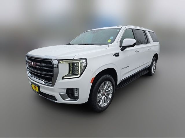 2022 GMC Yukon XL SLT