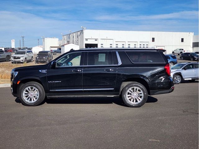 2022 GMC Yukon XL SLT