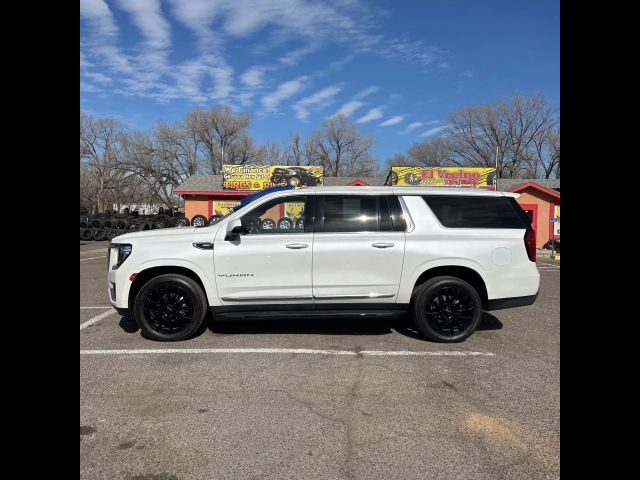 2022 GMC Yukon XL SLT