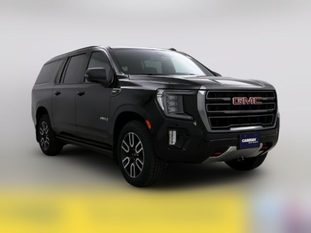 2022 GMC Yukon XL AT4