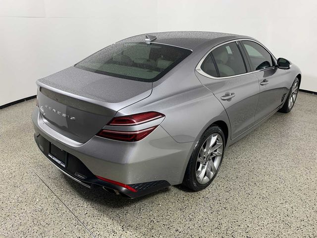 2022 Genesis G70 2.0T