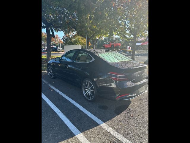 2022 Genesis G70 2.0T