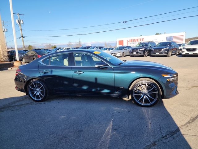 2022 Genesis G70 2.0T