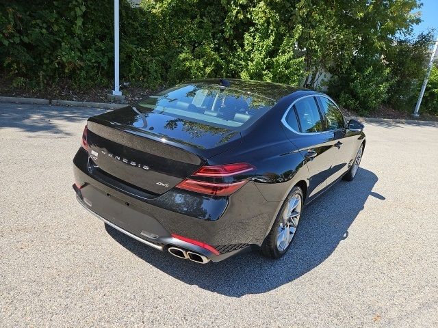 2022 Genesis G70 2.0T