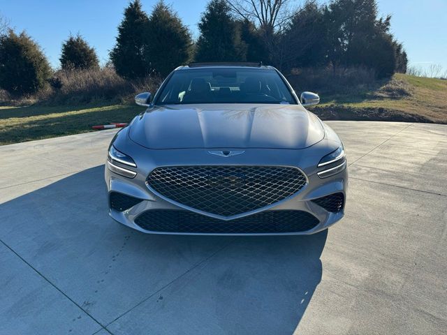 2022 Genesis G70 2.0T