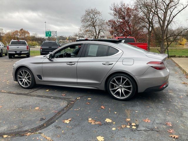 2022 Genesis G70 2.0T