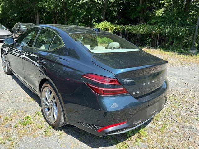 2022 Genesis G70 2.0T