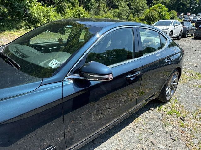 2022 Genesis G70 2.0T