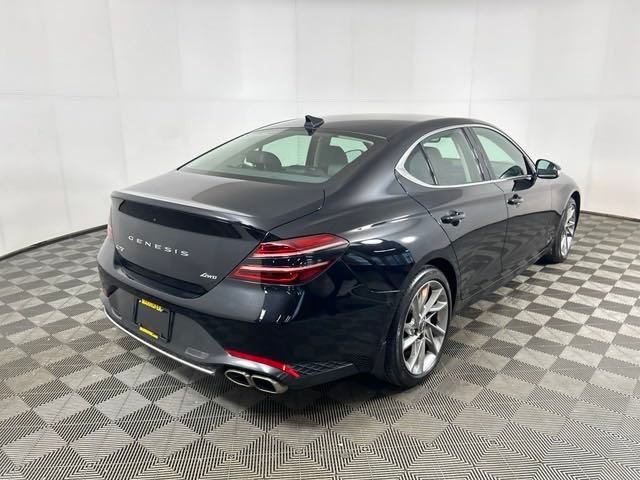 2022 Genesis G70 2.0T