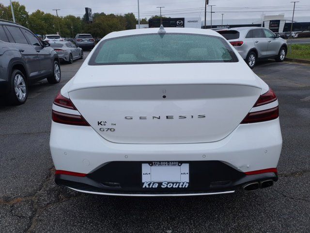 2022 Genesis G70 2.0T