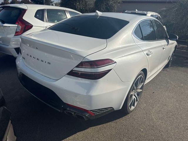 2022 Genesis G70 2.0T