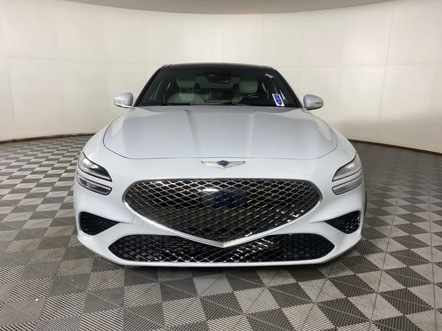 2022 Genesis G70 2.0T