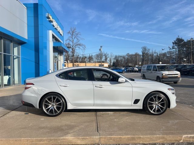 2022 Genesis G70 2.0T