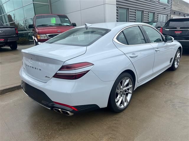 2022 Genesis G70 2.0T