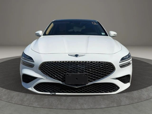 2022 Genesis G70 2.0T
