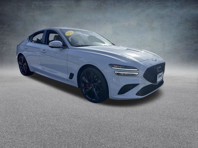2022 Genesis G70 2.0T Prestige