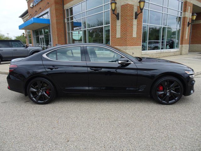 2022 Genesis G70 3.3T