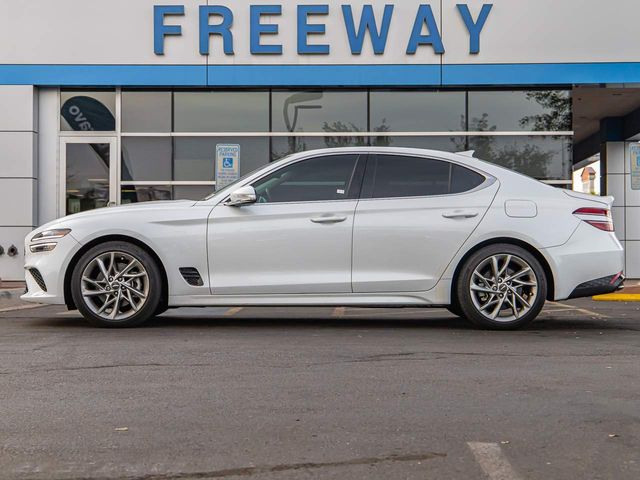 2022 Genesis G70 2.0T