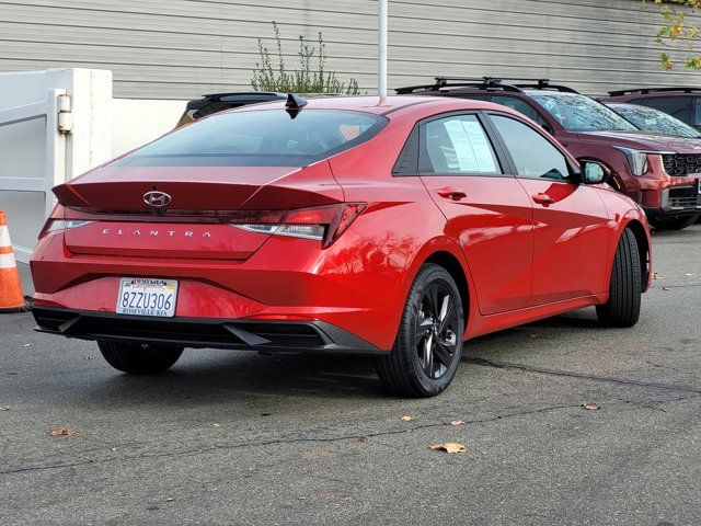 2022 Hyundai Elantra SEL