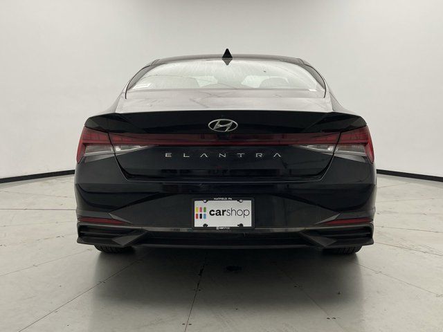 2022 Hyundai Elantra SEL