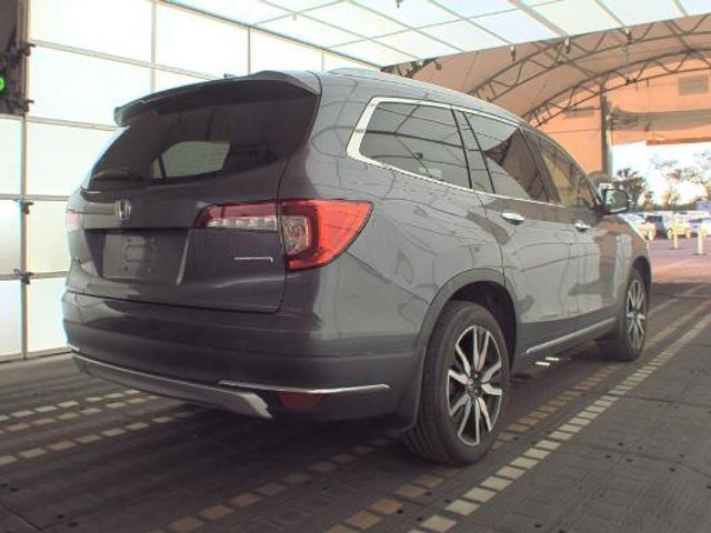 2022 Honda Pilot Touring 7-Passenger