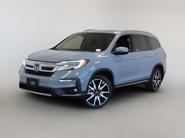 2022 Honda Pilot Touring 8-Passenger