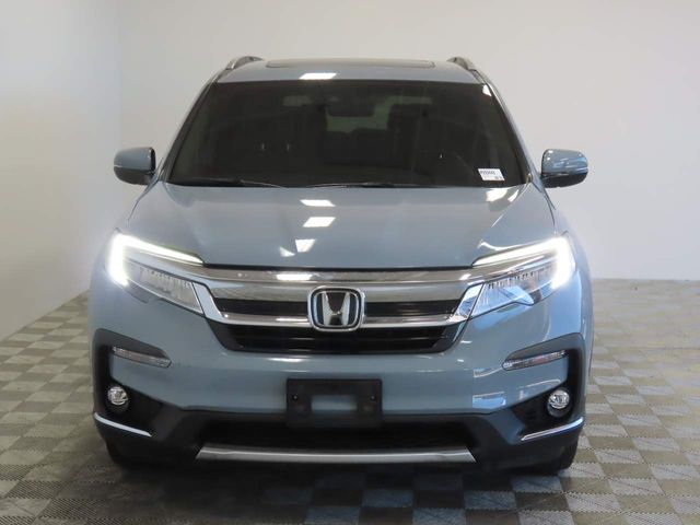 2022 Honda Pilot Touring 8-Passenger