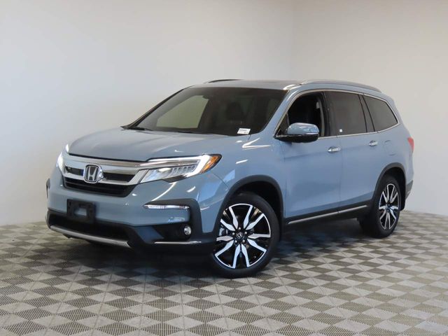 2022 Honda Pilot Touring 8-Passenger