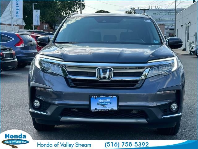 2022 Honda Pilot Touring 8-Passenger