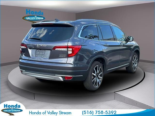 2022 Honda Pilot Touring 8-Passenger