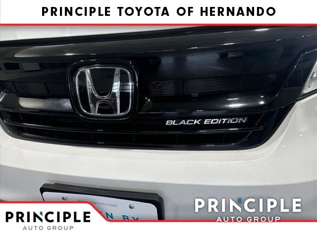 2022 Honda Pilot Black Edition