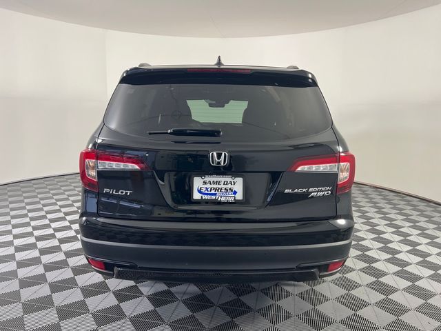 2022 Honda Pilot Black Edition