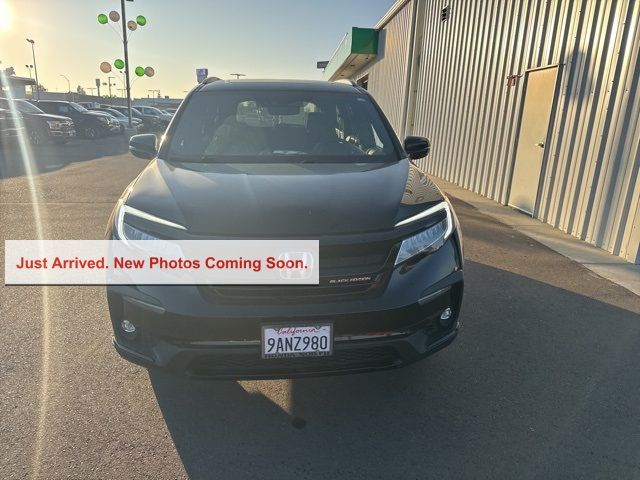 2022 Honda Pilot Black Edition