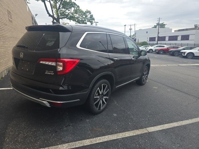 2022 Honda Pilot Elite