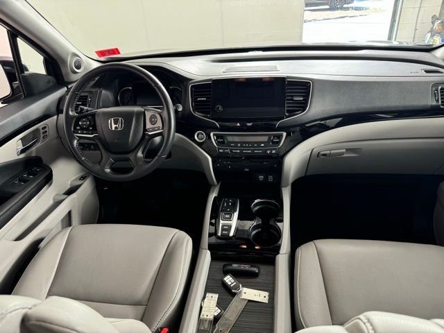 2022 Honda Pilot Touring 7-Passenger