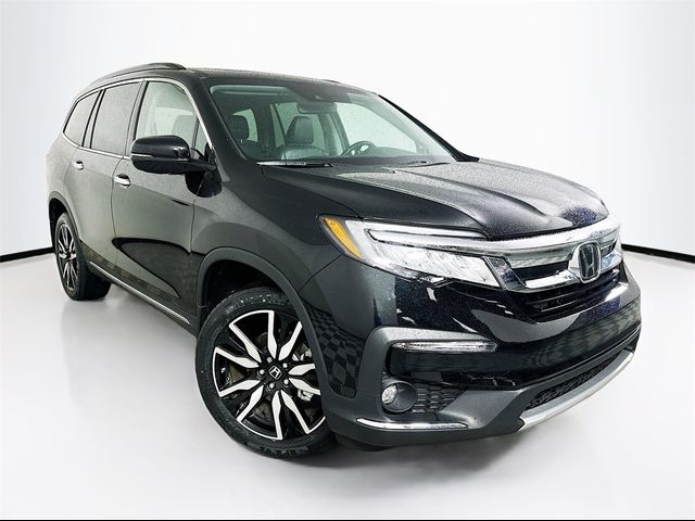 2022 Honda Pilot Touring 7-Passenger