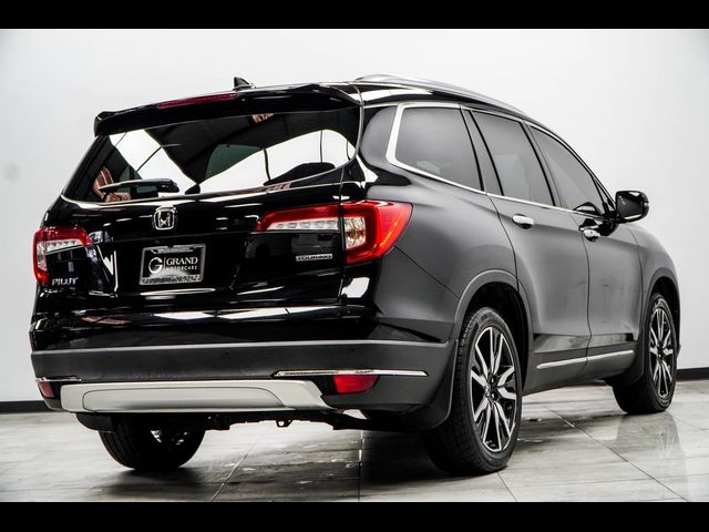 2022 Honda Pilot Touring 7-Passenger