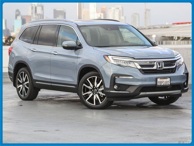 2022 Honda Pilot Touring 7-Passenger