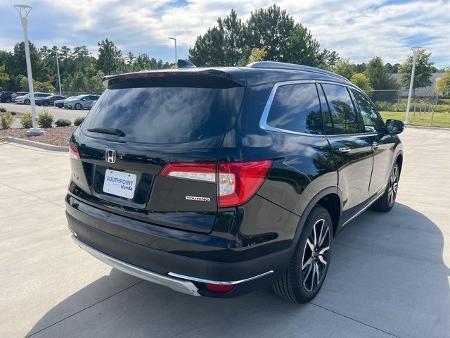 2022 Honda Pilot Touring 7-Passenger