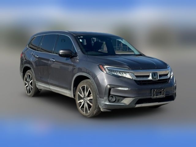 2022 Honda Pilot Touring 7-Passenger