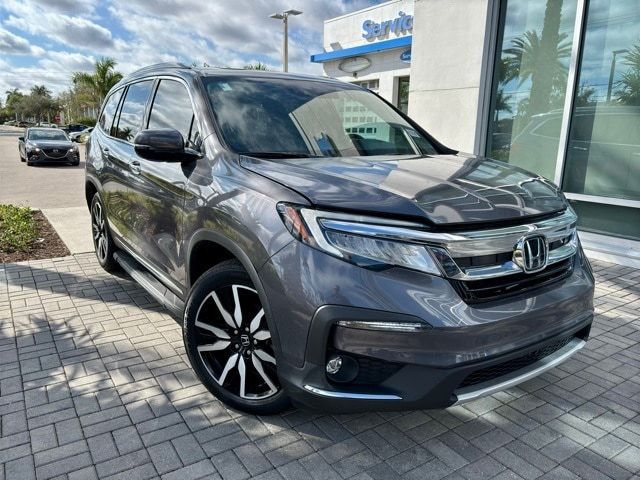 2022 Honda Pilot Touring 7-Passenger