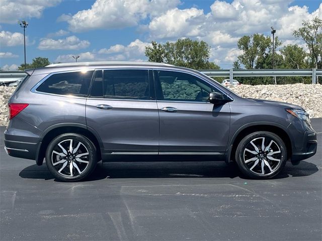 2022 Honda Pilot Touring 7-Passenger