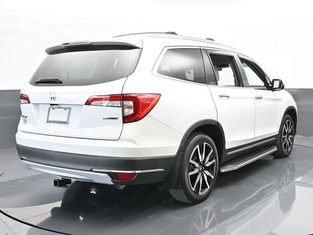 2022 Honda Pilot Touring 7-Passenger