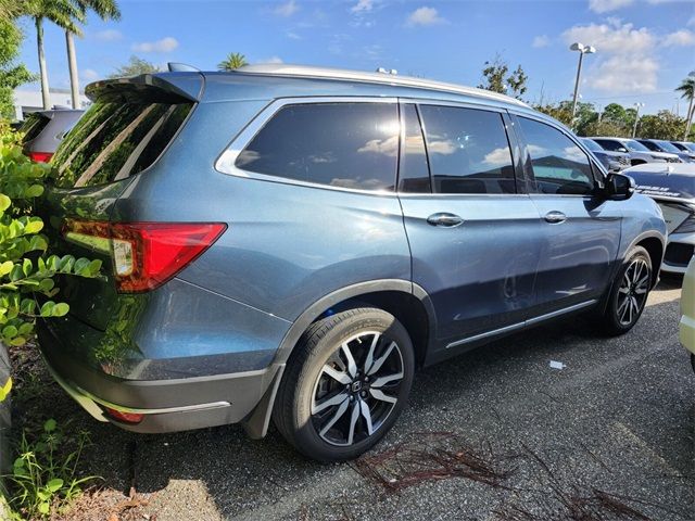 2022 Honda Pilot Touring 7-Passenger