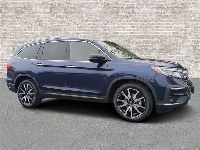 2022 Honda Pilot Touring 7-Passenger