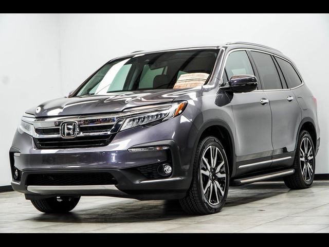 2022 Honda Pilot Touring 7-Passenger