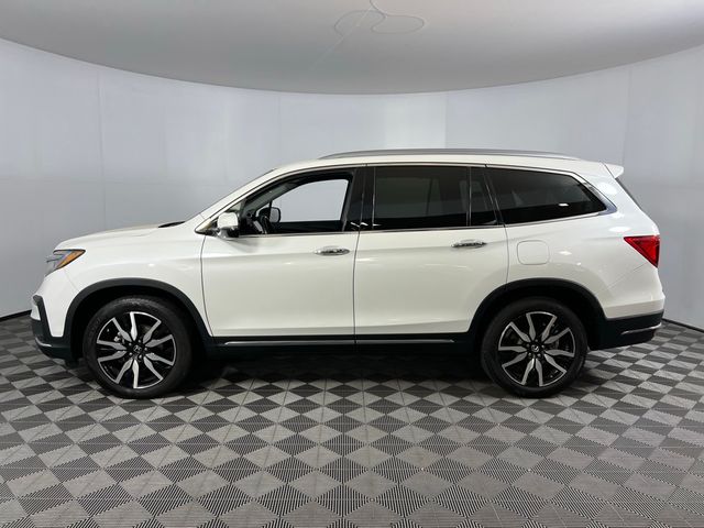 2022 Honda Pilot Touring 8-Passenger