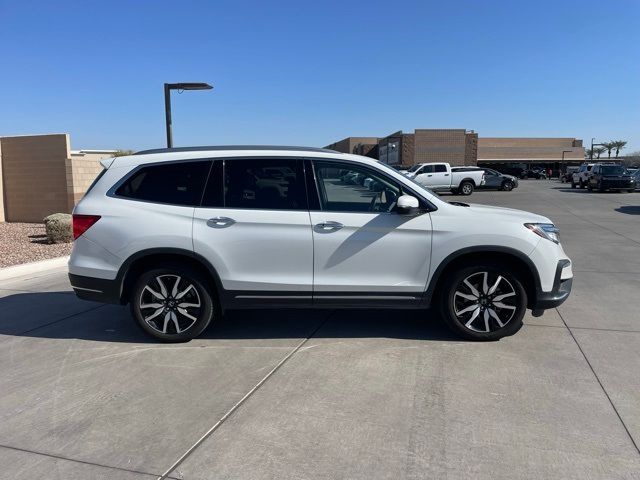 2022 Honda Pilot Touring 8-Passenger