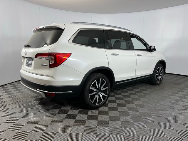 2022 Honda Pilot Touring 8-Passenger