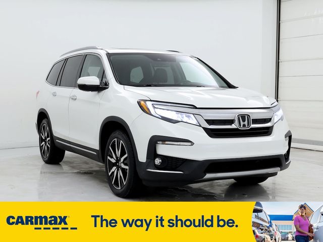 2022 Honda Pilot Touring 8-Passenger